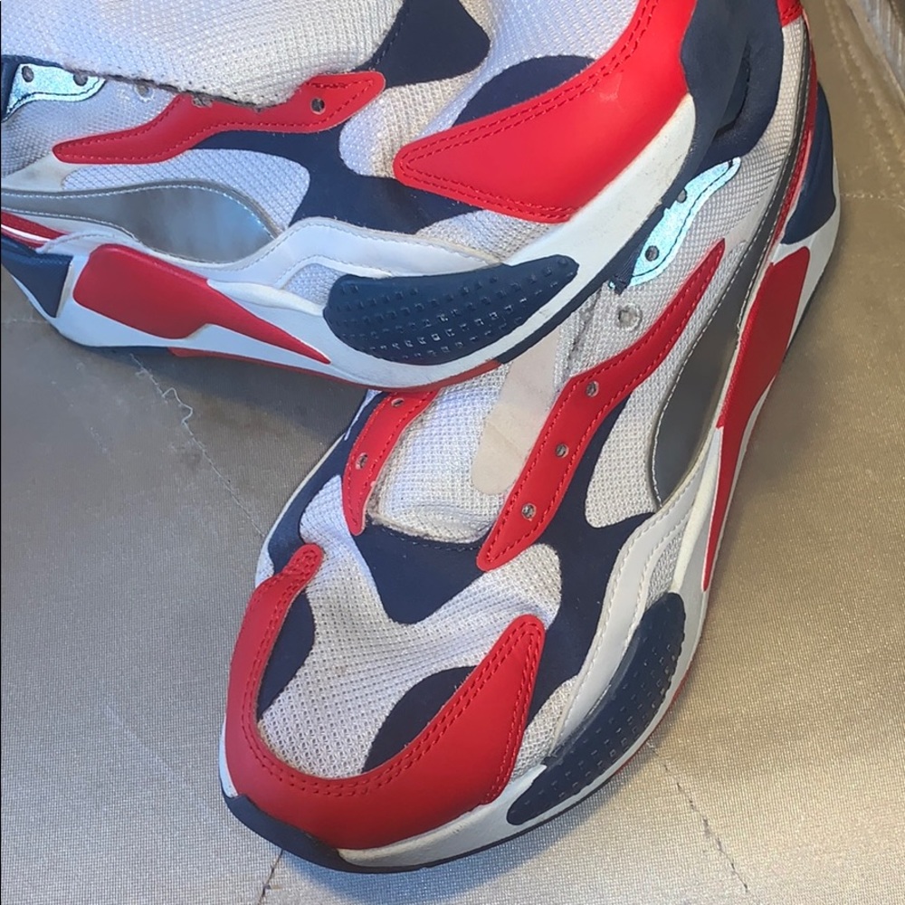 7.5-8 out of 10 puma Rsx Size 11